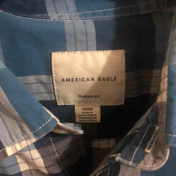 Men’s American Eagle Button Down Shirt - Picture 3 of 3